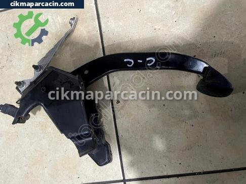 Opel Corsa Pedal çıkma parça