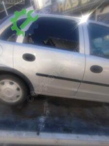 OPEL CORSA C SAĞ ARKA KAPI
