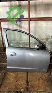 Opel corsa c sağ ön kapı orijinal temiz