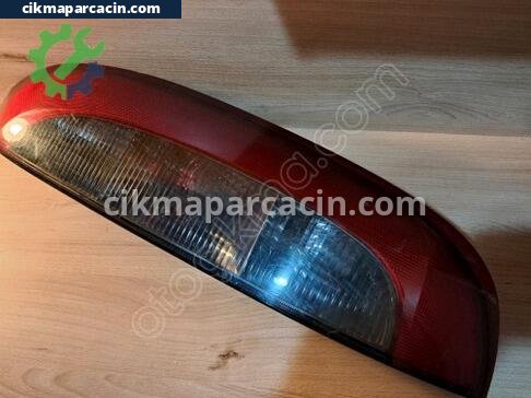 Opel Corsa Sağ Arka Stop çıkma parça