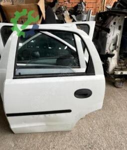 Opel Corsa c sol arka kapı