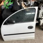 Opel Corsa c sol ön kapı orijinal temiz