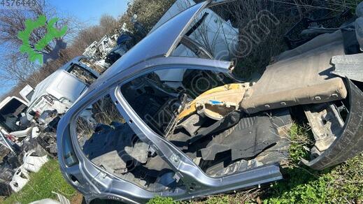 Opel Corsa Arka Tavan Sacı çıkma parça