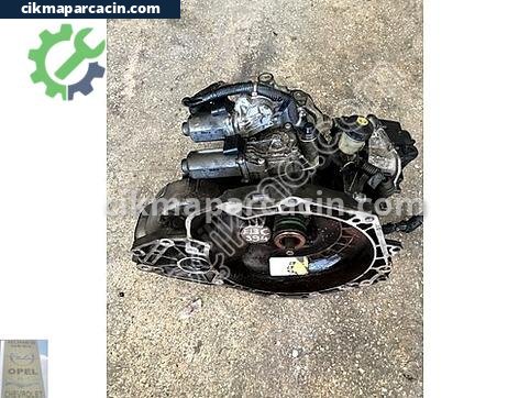 Opel Corsa Beyin çıkma parça