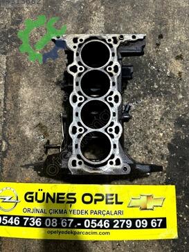 Opel Corsa Blok A12XER çıkma parça