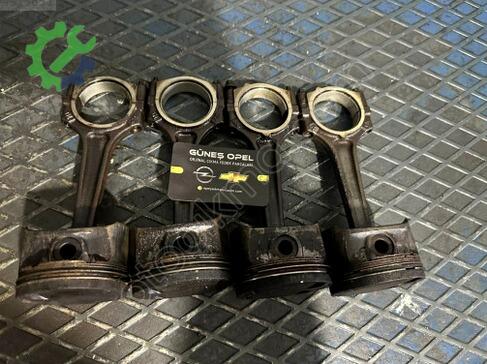 Opel Corsa Piston Kolu çıkma parça