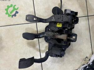 Opel Corsa Pedal Çıkma (3. Adet)