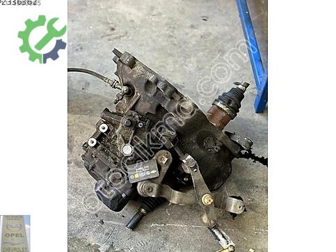 Opel Corsa Şanzıman Komple çıkma parça