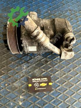 Opel Corsa Klima Kompresörü 55703721 çıkma parça