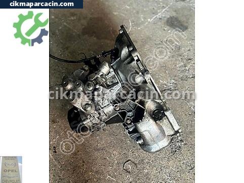 Opel Corsa Şanzıman Komple çıkma parça