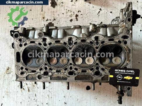 Opel Corsa Silindir Kapağı çıkma parça