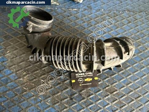 Opel Corsa Turbo Hortumu çıkma parça