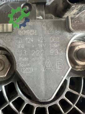 Opel Corsa Şarj Dinamosu 13222933 çıkma parça