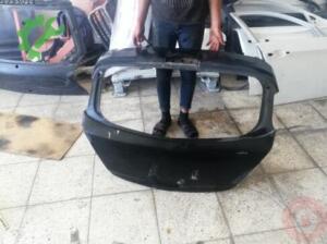 Opel Corsa D arka bağaj kapağı çıkma orjinal