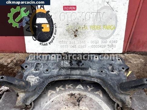Opel Corsa Ön Travers çıkma parça