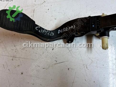 Opel Corsa Pedal çıkma parça