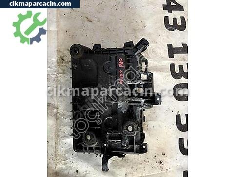 Opel Corsa Akü çıkma parça