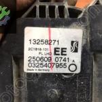 Opel Corsa D Ön Sol Kapı Killidi Motorlu 13258271 ORJ ÇIKMA