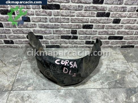 Opel Corsa Davlumbaz çıkma parça