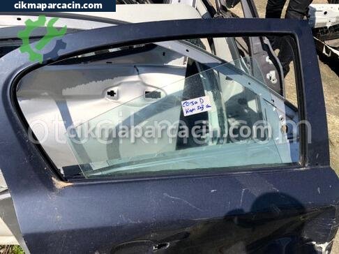 Opel Corsa Sağ Arka Kapı Camı çıkma parça