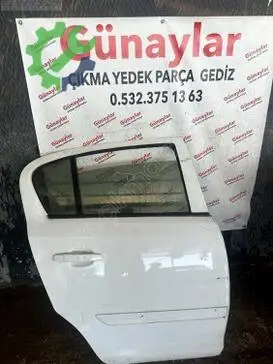 Opel Corsa Sağ Arka Kapı çıkma parça