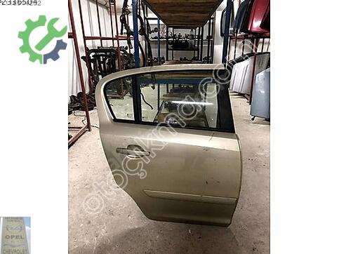 Opel Corsa Sağ Arka Kapı çıkma parça