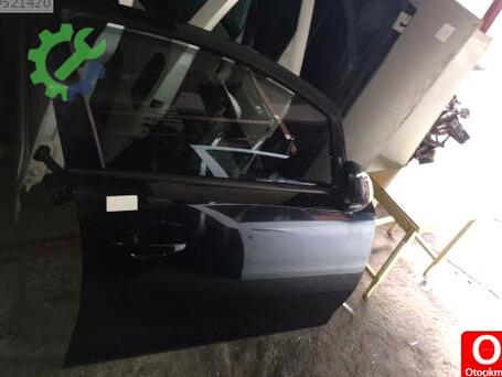 Opel Corsa Sağ Ön Kapı çıkma parça