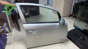 Opel Corsa d sağ ön kapı orijinal