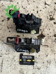Çıkma Opel Corsa Kapı Kilidi 13258274