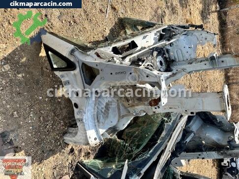Opel Corsa Sağ Şasi çıkma parça