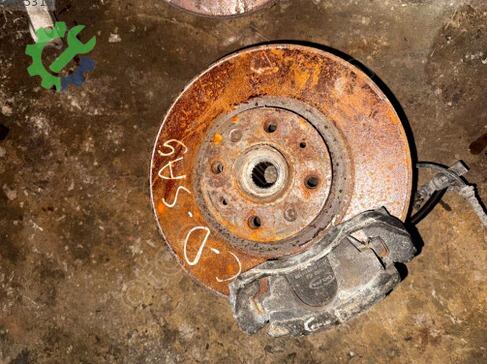 Opel Corsa Sağ Ön Taşıyıcı çıkma parça