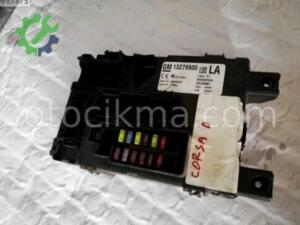 Opel Corsa D Sigorta kutusu hatasız orjinal çıkma
