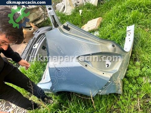 Opel Corsa Arka Çamurluk çıkma parça