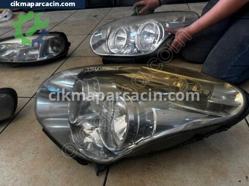 Opel Corsa Sol Ön Far çıkma parça
