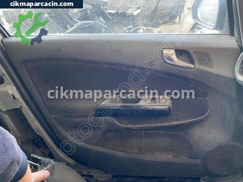 Opel Corsa Kapı Döşemesi çıkma parça