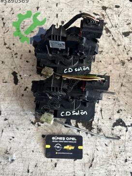Opel Corsa Kapı Kilidi çıkma parça