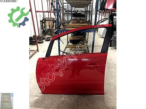 Opel Corsa Sol Ön Kapı çıkma parça