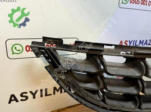 Opel Corsa Tampon Izgarası 1320196 çıkma parça