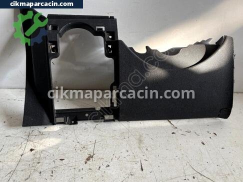 Opel Corsa Torpido çıkma parça