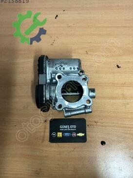 Opel Corsa Gaz Kelebeği 55562270 çıkma parça