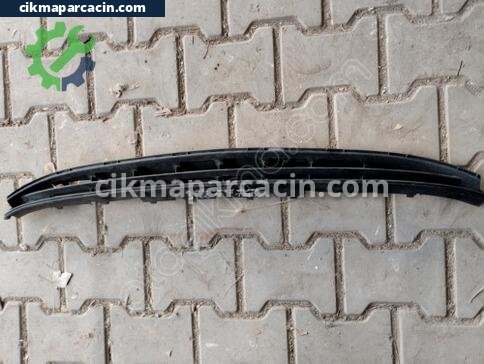 Opel Corsa Tampon Izgarası çıkma parça