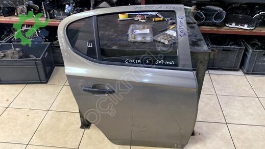 Opel Corsa Sağ Arka Kapı çıkma parça