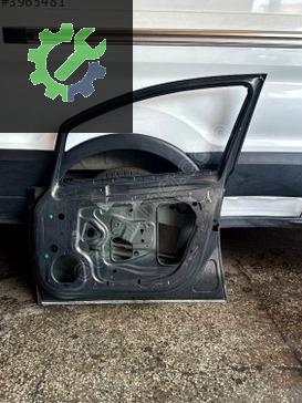 Opel Corsa Sağ Ön Kapı çıkma parça
