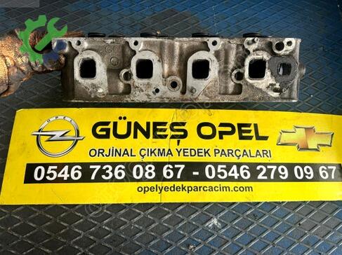 Opel Corsa Silindir Kapağı 90502537 çıkma parça