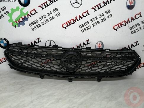 Opel Corsa Ön Panjur çıkma parça