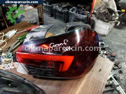 Opel Corsa Sağ Arka Stop çıkma parça