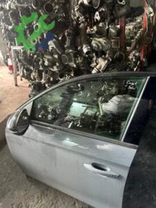 Çıkma Orijinal Sol Ön Kapı Opel Corsa