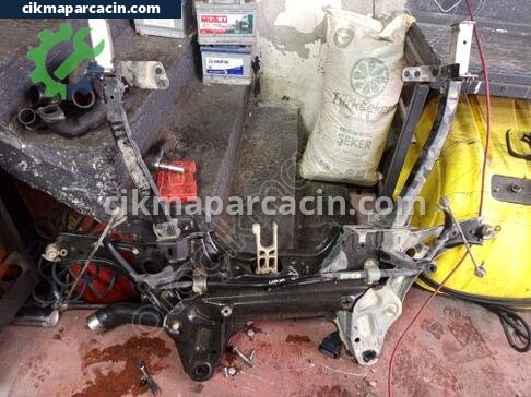 Opel Corsa Travers çıkma parça