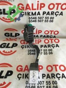 Opel Corsa  Gaz Pedalı Hatasız Orjinal Çıkma