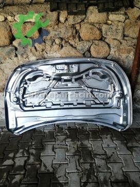 Opel Corsa Ön Kaput çıkma parça